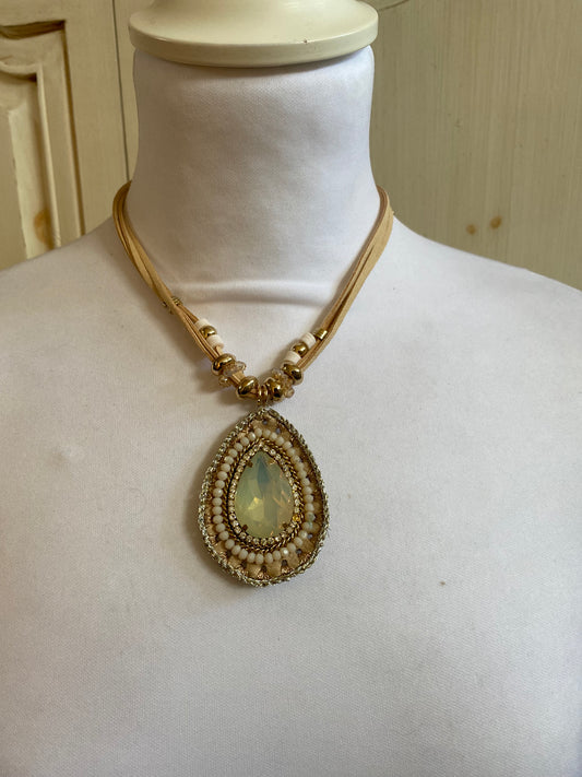 Collier Cristal crème