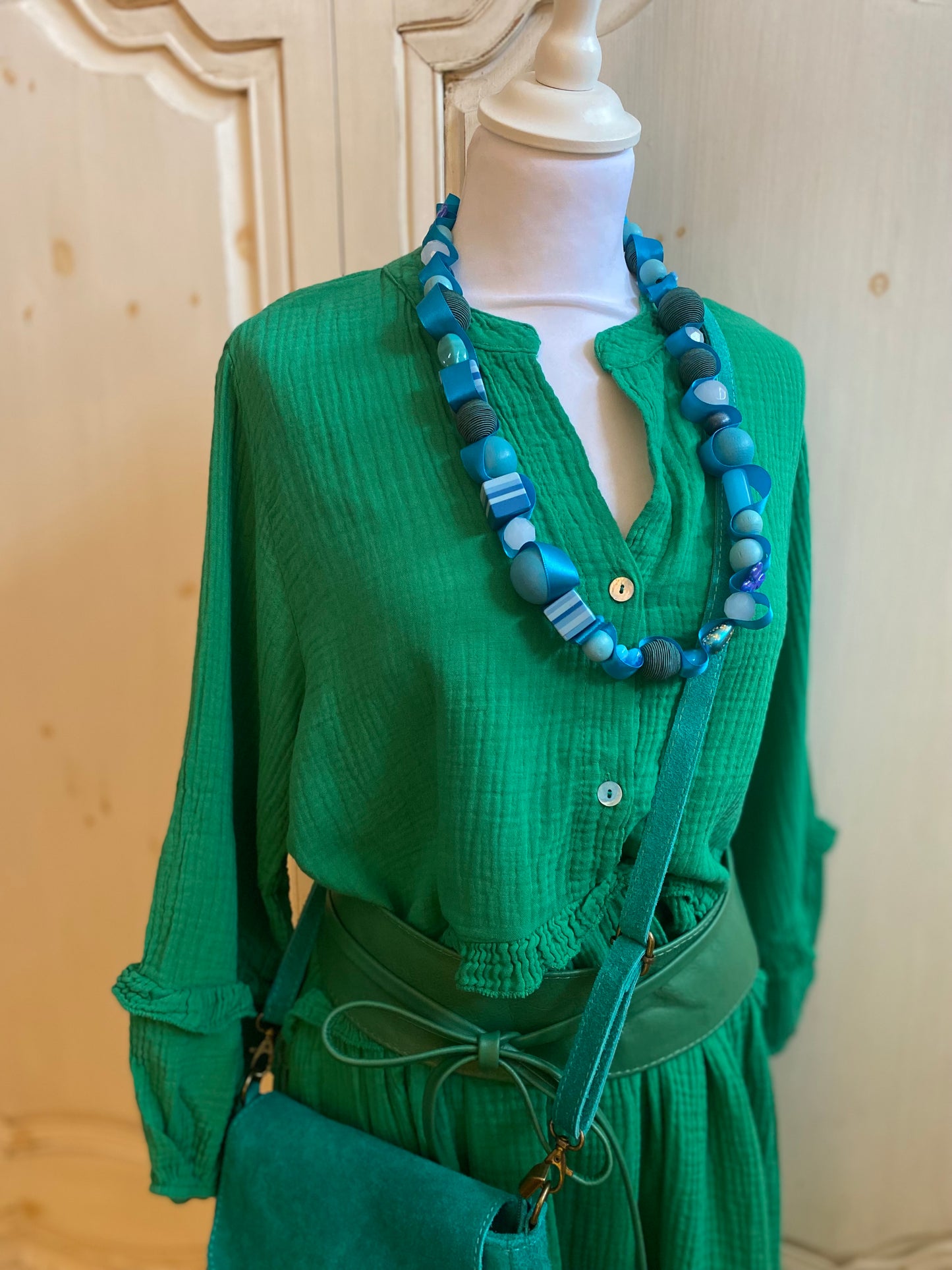 Promo Tenue Brésil 4 pieces convient du 42 au 52