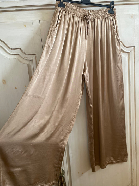 Palazzo Camel du 40 au 50