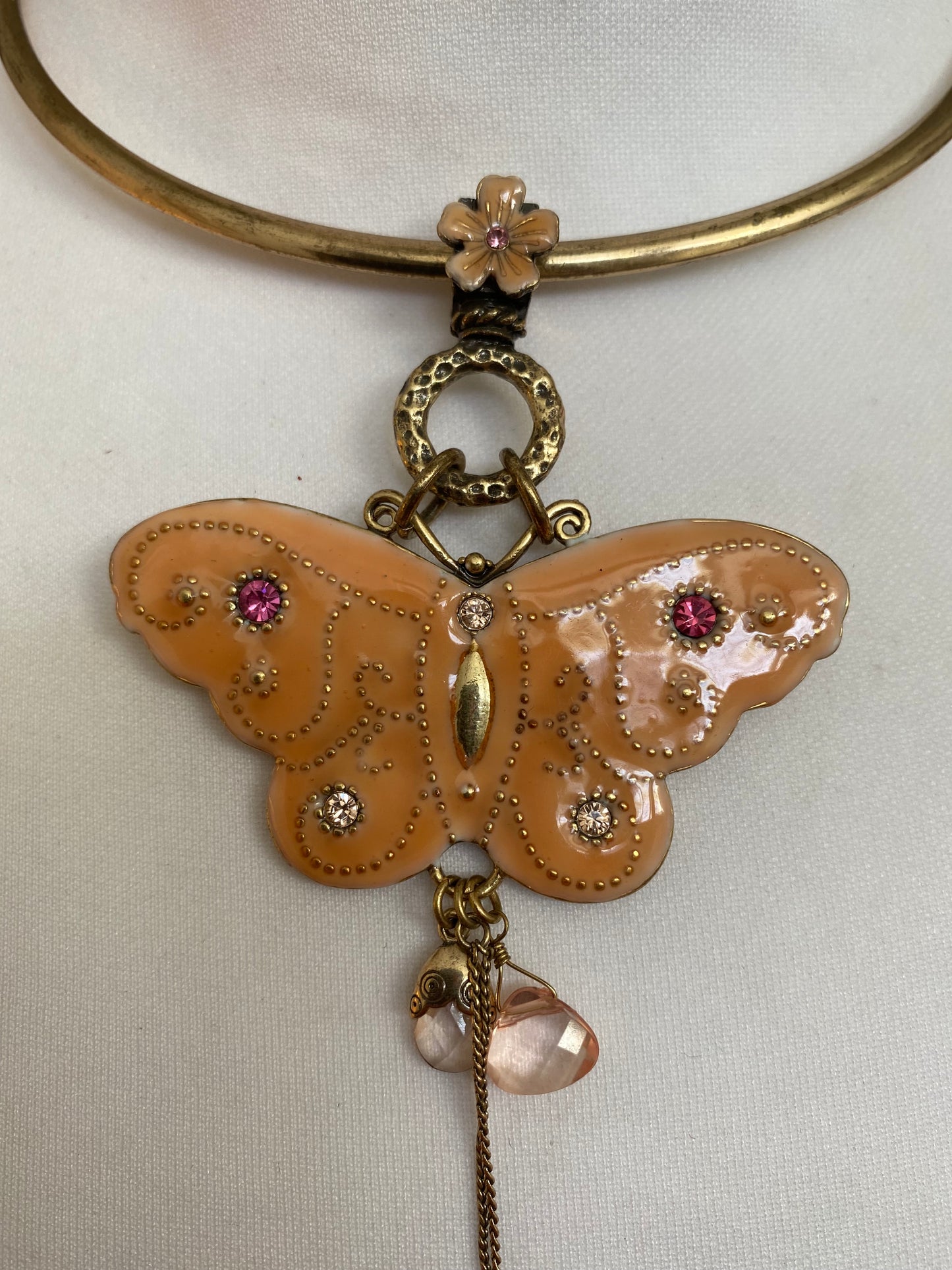 Collier papillon